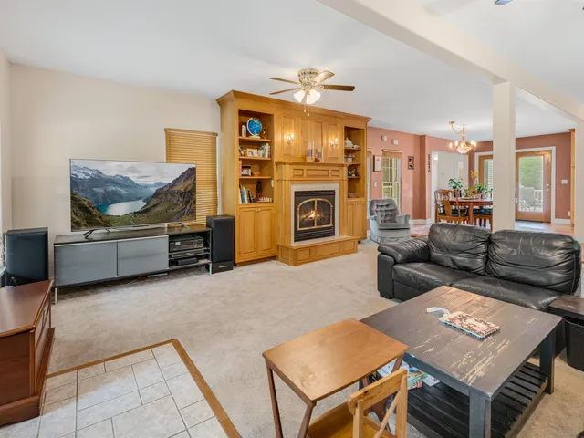 $499,000 | 1851 York St Extension, Poultney, VT 05764