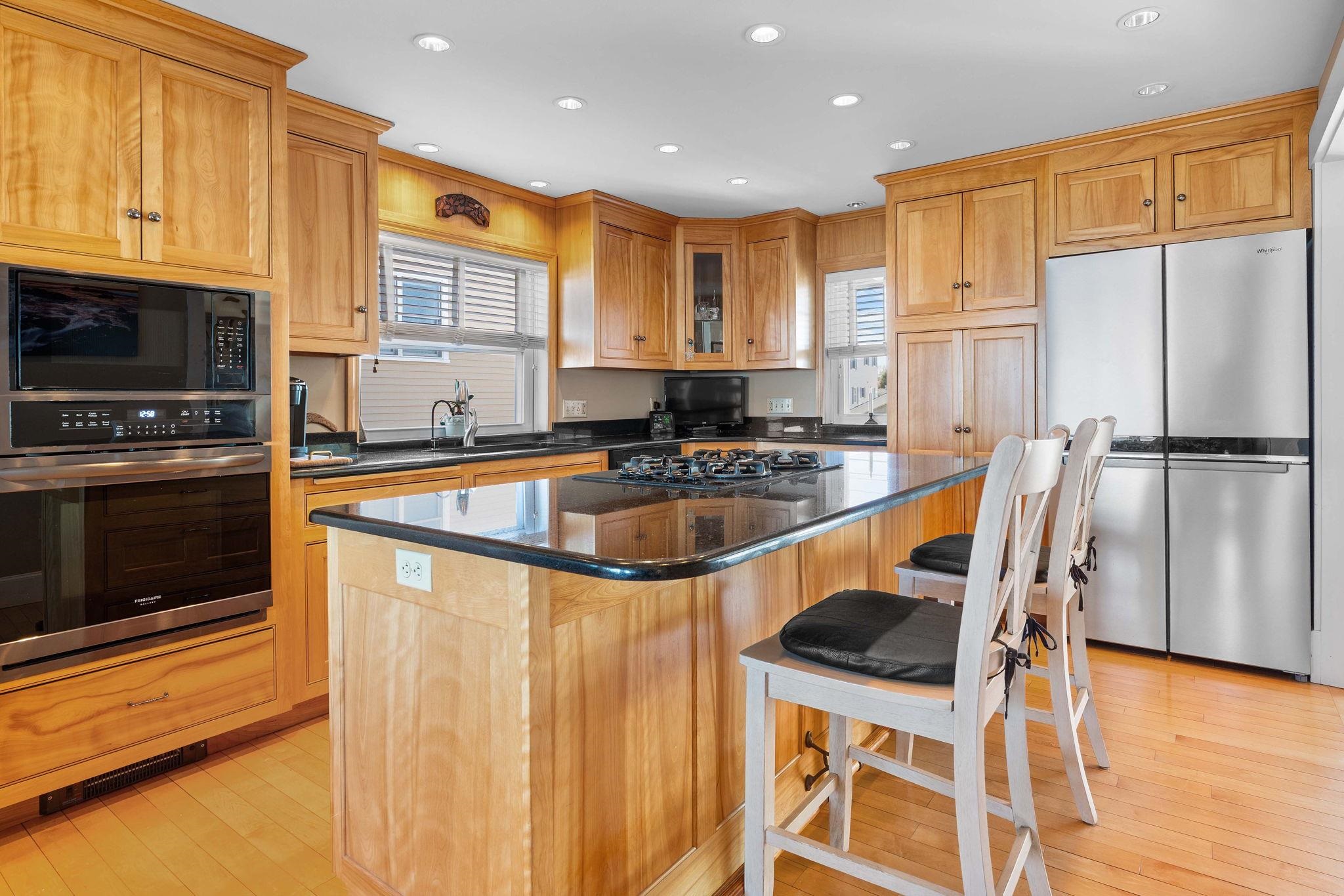 745 Ocean Boulevard Hampton, NH 03842 - Photo 12 of 60