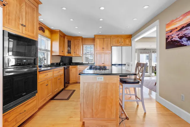 $1,450,000 | 745 Ocean Boulevard, Hampton, NH 03842