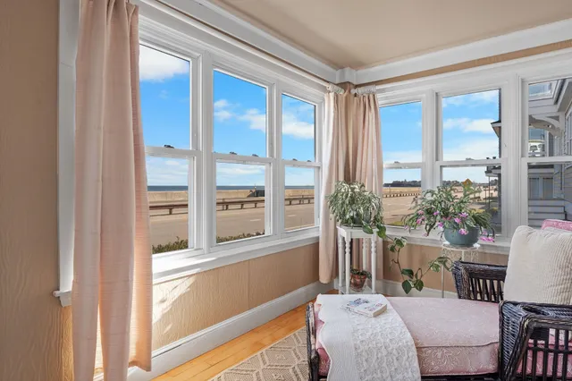 $1,450,000 | 745 Ocean Boulevard, Hampton, NH 03842