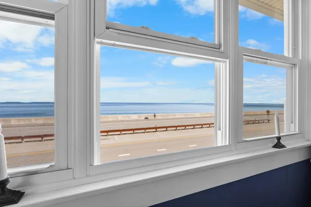 $1,450,000 | 745 Ocean Boulevard, Hampton, NH 03842