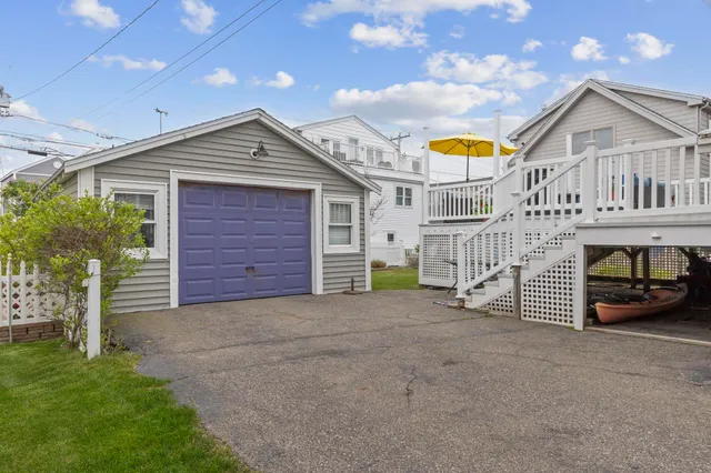 $1,450,000 | 745 Ocean Boulevard, Hampton, NH 03842