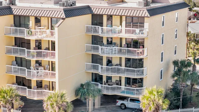 $975,000 | 201 West Arctic Avenue, Unit 101, Folly Beach, SC 29439