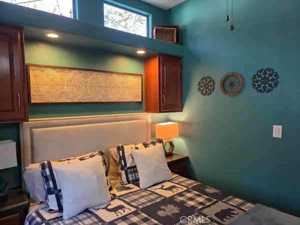 a bed room with a bed