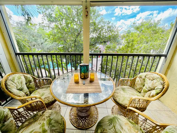 $1,900 | 257 South Cypress Road, Unit 442, Pompano Beach, FL 33060