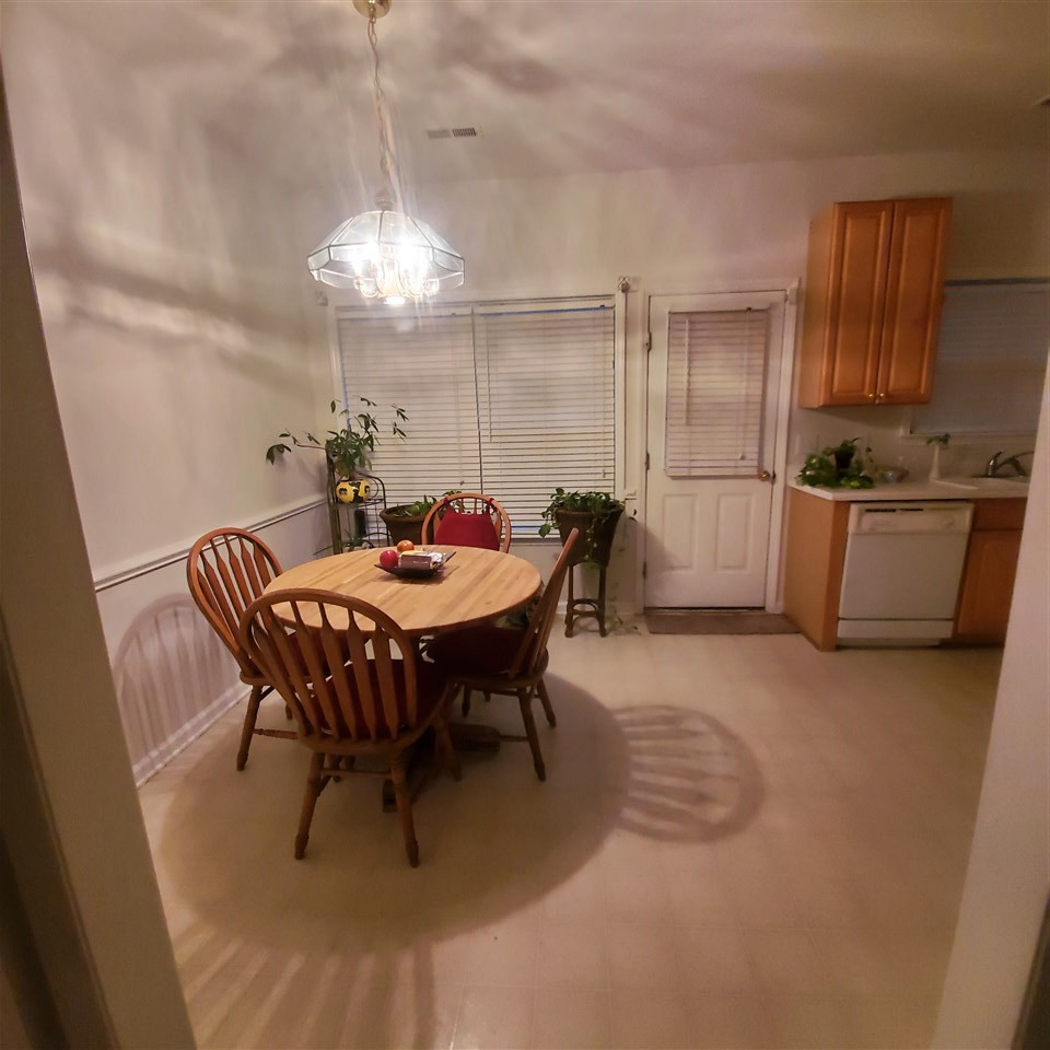 253 Dairy Road Clayton, NC 27520 - Photo 5 of 12 Dining Area