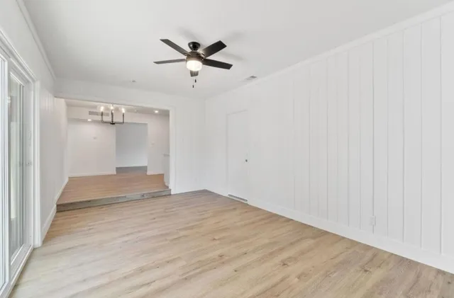 $2,300 | 934 West Alamos Avenue, Clovis, CA 93612