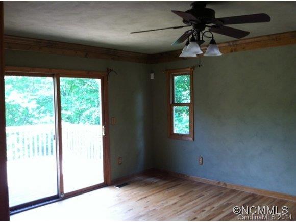 300 Barclay Road Brevard, NC 28712 - Photo 11 of 23 Gallery Image 11