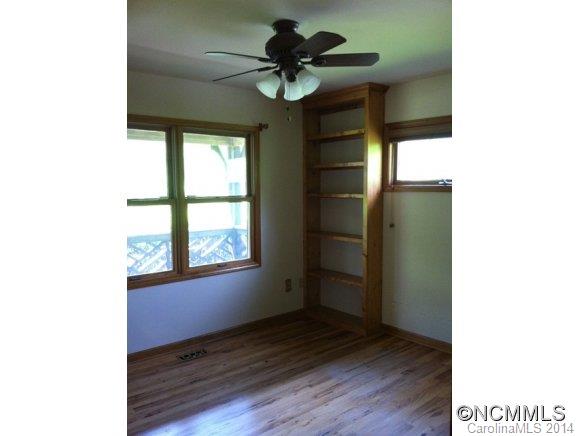 300 Barclay Road Brevard, NC 28712 - Photo 13 of 23 Gallery Image 13