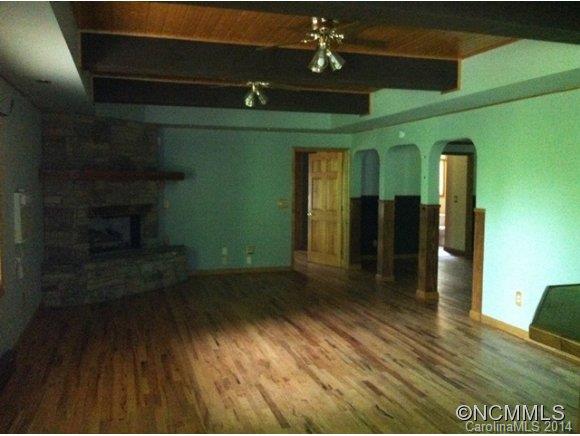 300 Barclay Road Brevard, NC 28712 - Photo 15 of 23 Gallery Image 15