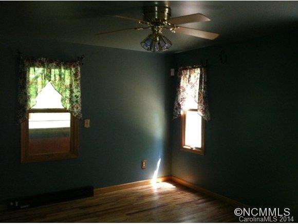 300 Barclay Road Brevard, NC 28712 - Photo 16 of 23 Gallery Image 16