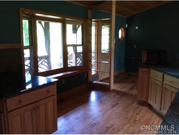 300 Barclay Road Brevard, NC 28712 - Photo 7 of 23 Gallery Image 7
