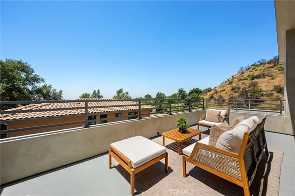 $2,290,000 | 620 Baldwin Court, Sierra Madre, CA 91024