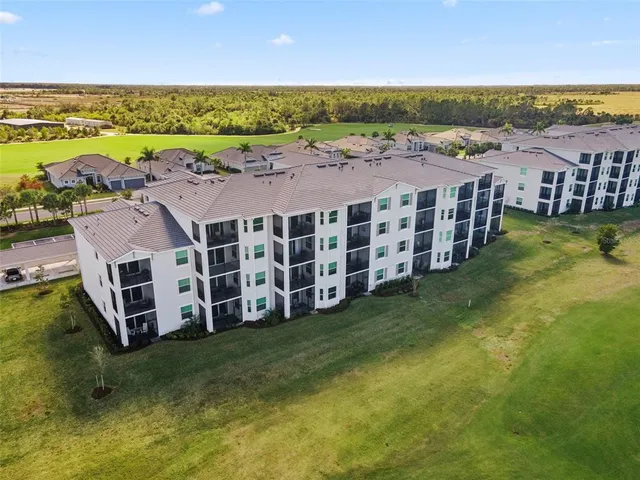 $309,900 | 12240 Wellen Golf Street, Unit 104, Venice, FL 34293