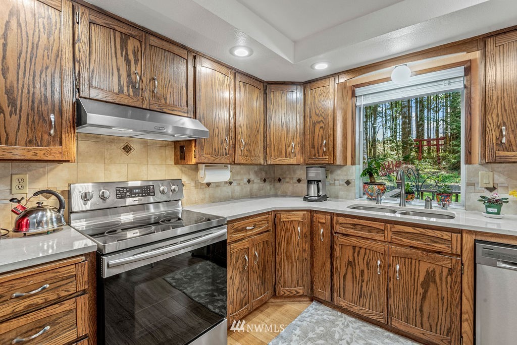 737 Carnine Road Castle Rock, WA 98611 - Photo 14 of 38 Gallery Image 14