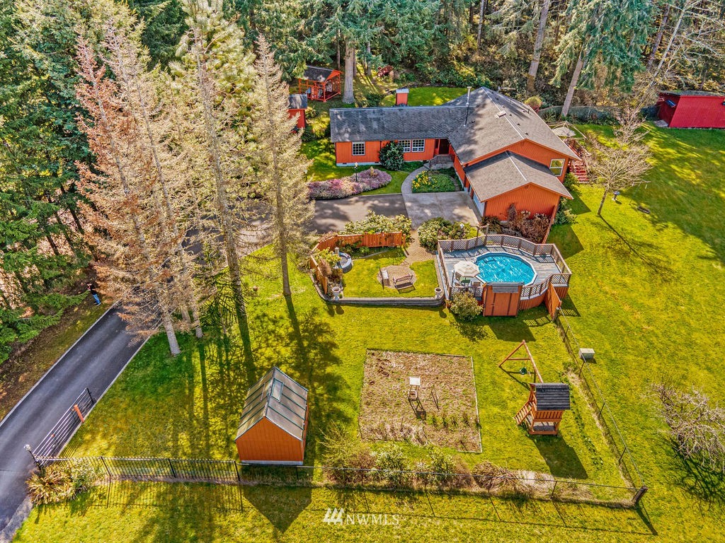 737 Carnine Road Castle Rock, WA 98611 - Photo 3 of 38 Gallery Image 3