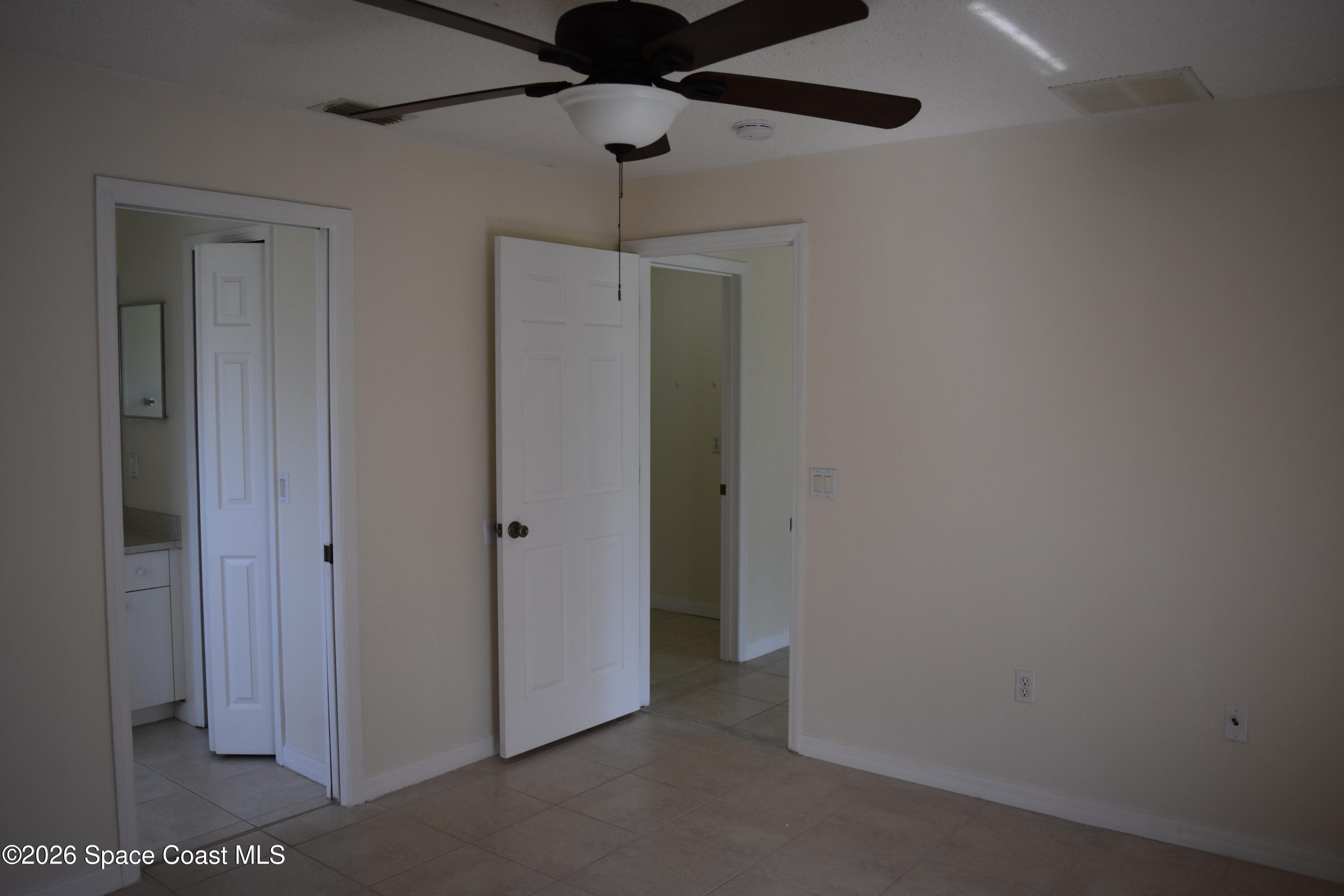 247 High Road Northwest Palm Bay, FL 32907 - Photo 10 of 23 DSC_0695