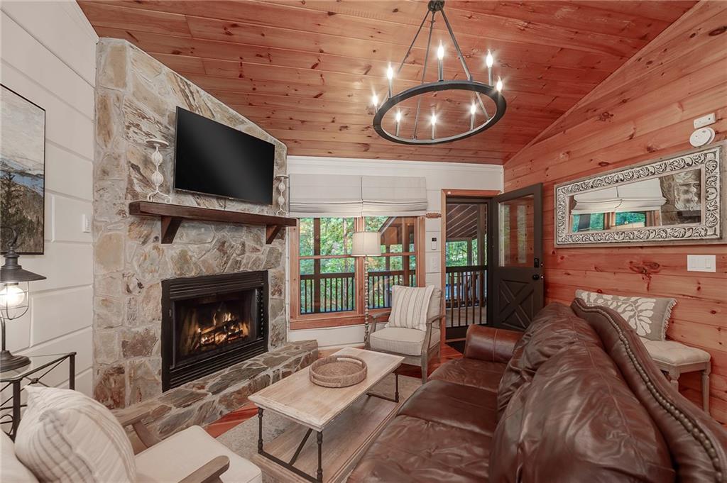 78 Tomahawk Trail Blue Ridge, GA 30513 - Photo 10 of 41 Gallery Image 10