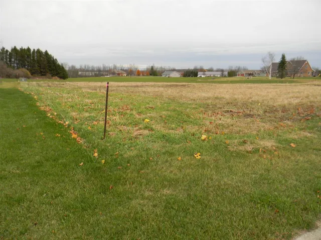 $49,500 | Navarino Street, Unit 4, Algoma, WI 54201