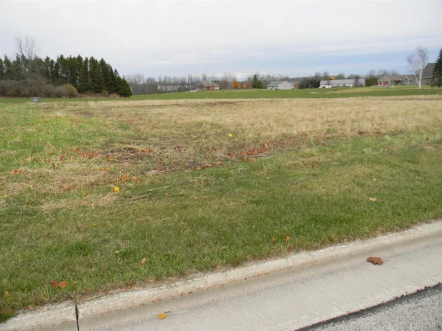 $49,500 | Navarino Street, Unit 4, Algoma, WI 54201