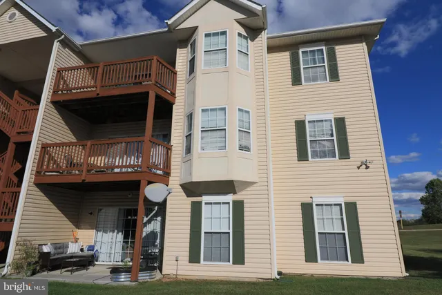 $1,400 | 115-2 Brookland Terrace, Unit 2, Winchester, VA 22602