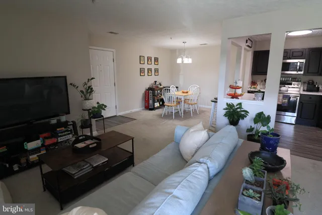 $1,400 | 115-2 Brookland Terrace, Unit 2, Winchester, VA 22602