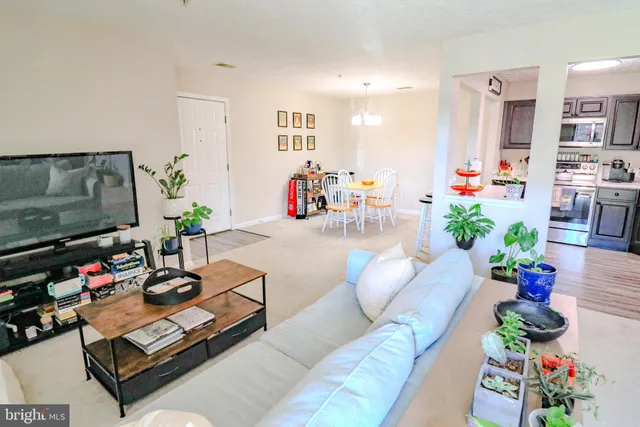 $1,400 | 115-2 Brookland Terrace, Unit 2, Winchester, VA 22602