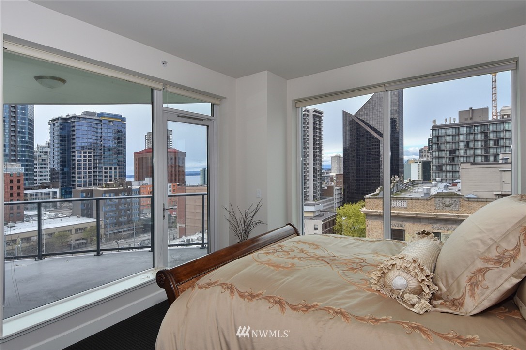 1920 4th Avenue, Unit 1002 Seattle, WA 98101 - Photo 11 of 12