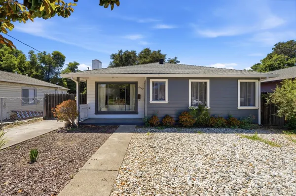 $1,098,888 | 2247 Menalto Avenue, East Palo Alto, CA 94303