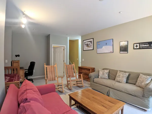 $2,250 | 42 Forest Knoll Way, Unit G4, Waterville Valley, NH 03215