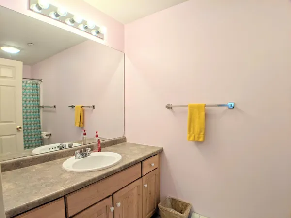 $2,250 | 42 Forest Knoll Way, Unit G4, Waterville Valley, NH 03215