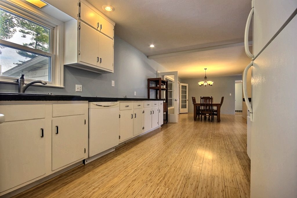 4243 Old Mill Road Fort Wayne, IN 46807 - Photo 5 of 24