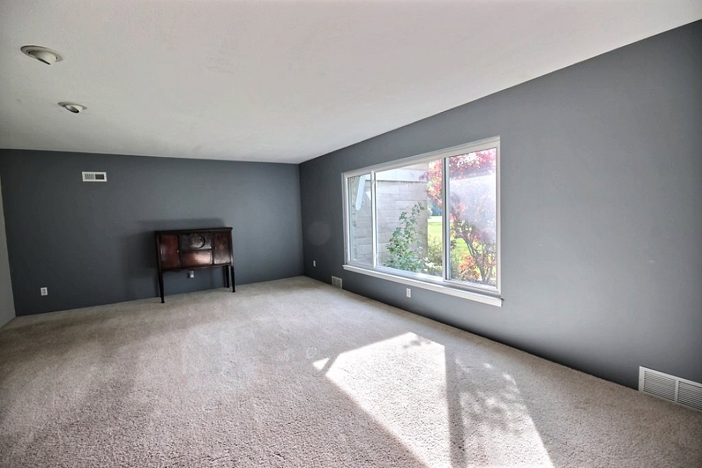 4243 Old Mill Road Fort Wayne, IN 46807 - Photo 8 of 24