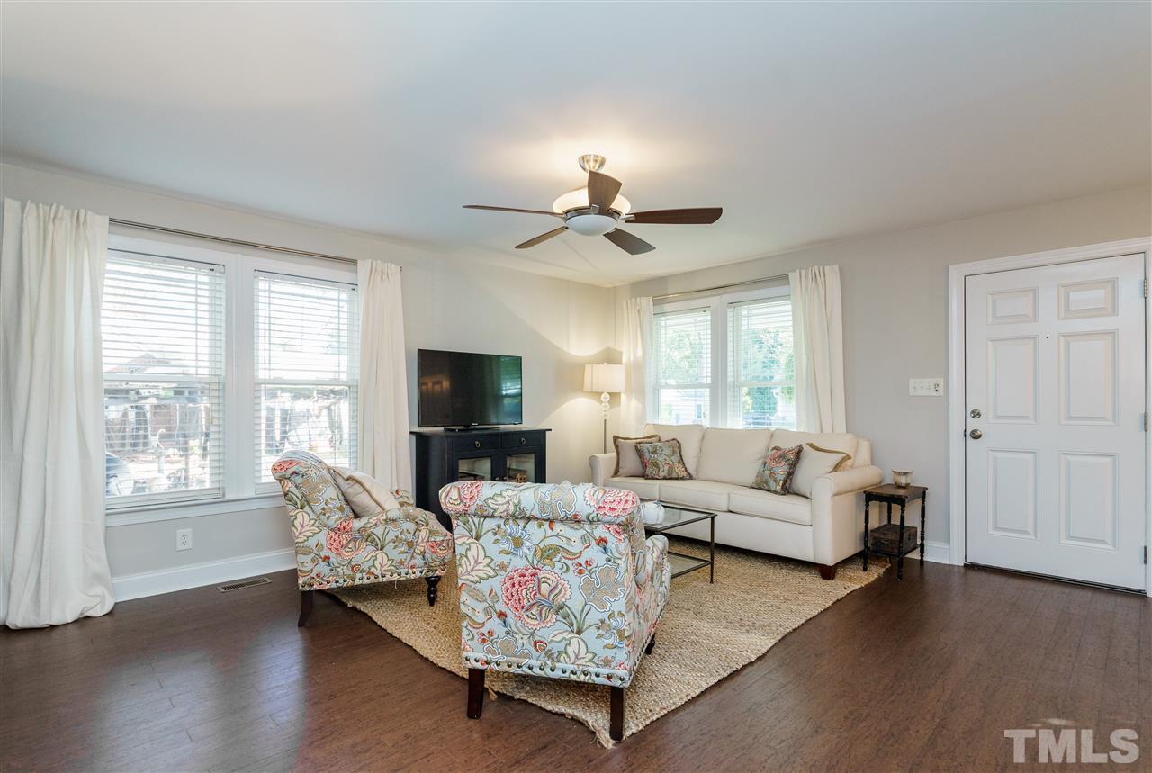 712 South East Street Raleigh, NC 27601 - Photo 2 of 25
