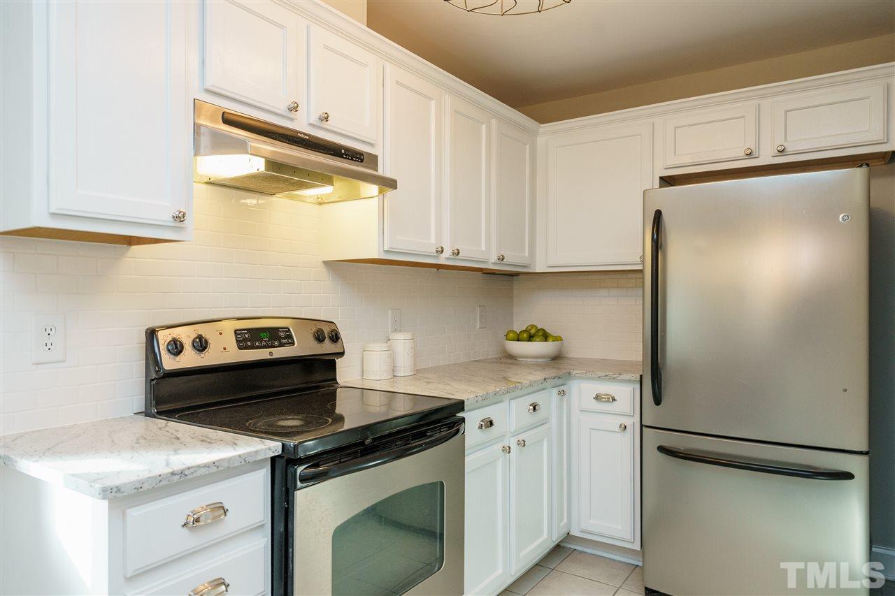 712 South East Street Raleigh, NC 27601 - Photo 11 of 25
