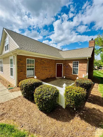 $324,500 | 8035 Sultana Circle, Charlotte, NC 28227