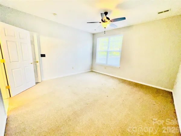 $324,500 | 8035 Sultana Circle, Charlotte, NC 28227