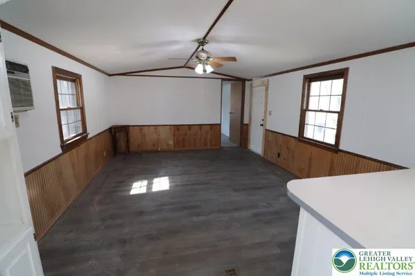 $1,400 | 238 Birchwood Lane, Unit LOT 2, Saylorsburg, PA 18353