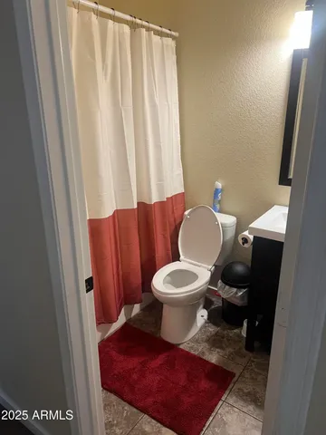 $2,950 | 3020 West Red Fox Road, Phoenix, AZ 85083