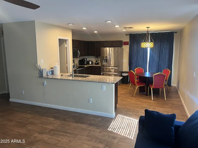 $2,950 | 3020 West Red Fox Road, Phoenix, AZ 85083