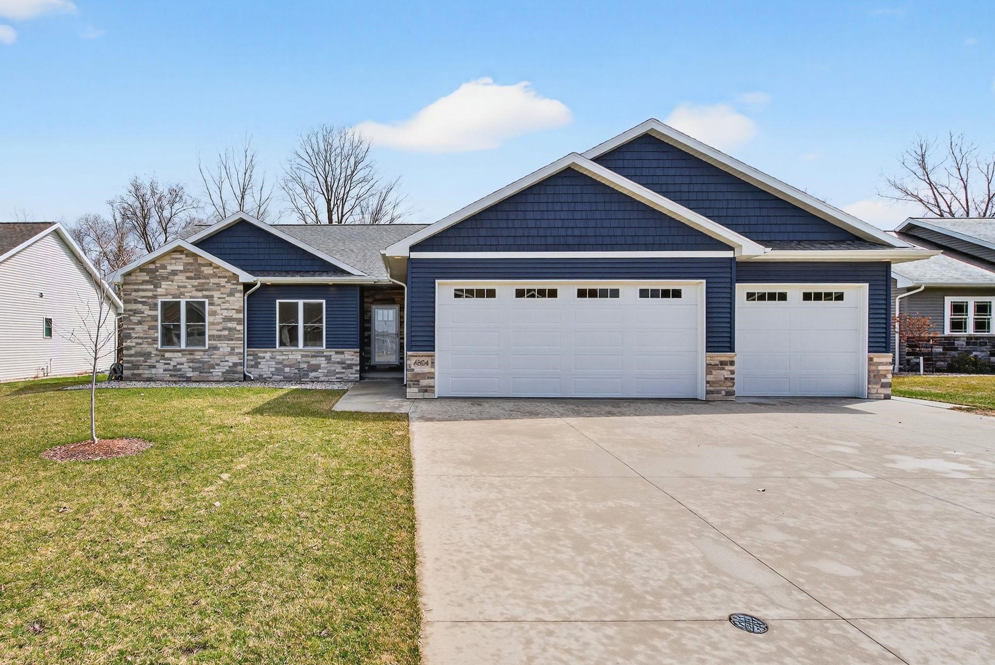 4804 North Vincent Drive Appleton, WI 54913 - Photo 1 of 1