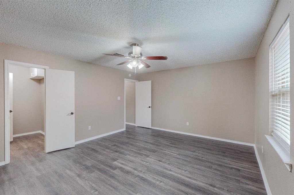 2124 Robinson Street Irving, TX 75060 - Photo 16 of 40