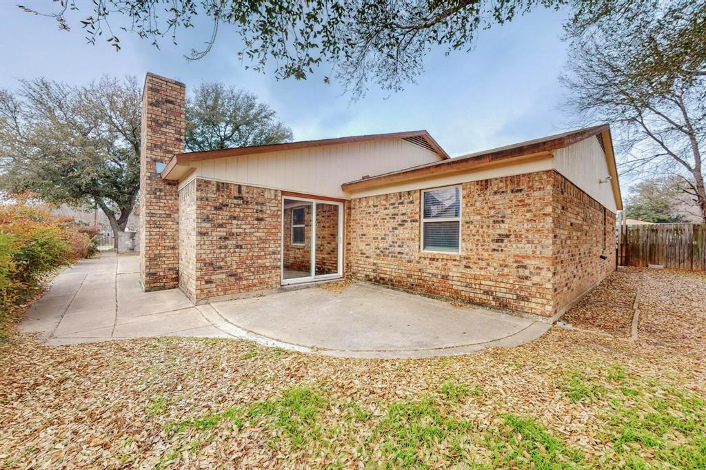 2124 Robinson Street Irving, TX 75060 - Photo 38 of 40