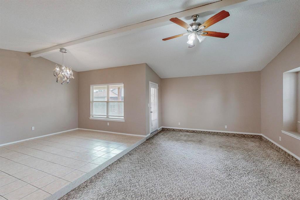 2124 Robinson Street Irving, TX 75060 - Photo 7 of 40