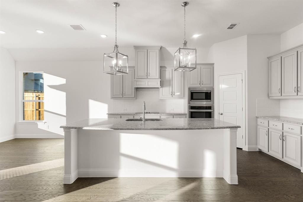 47 Magpie Street Joshua, TX 76058 - Photo 3 of 30 47 Magpie-Kitchen-1