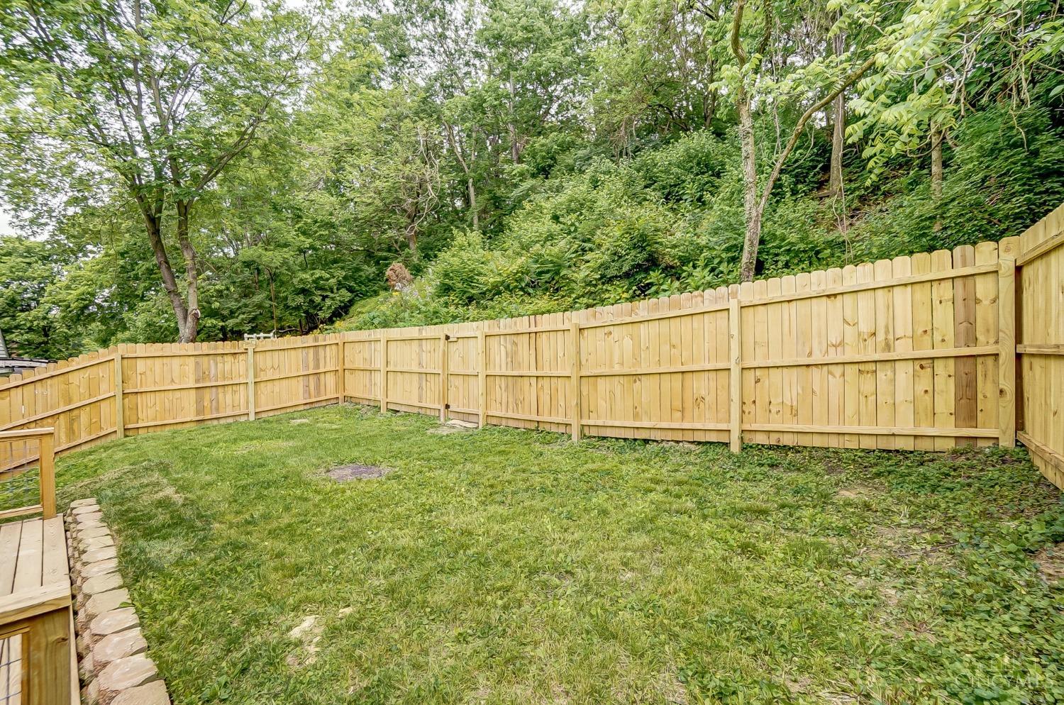 1628 Quebec Road Cincinnati, OH 45205 - Photo 34 of 35