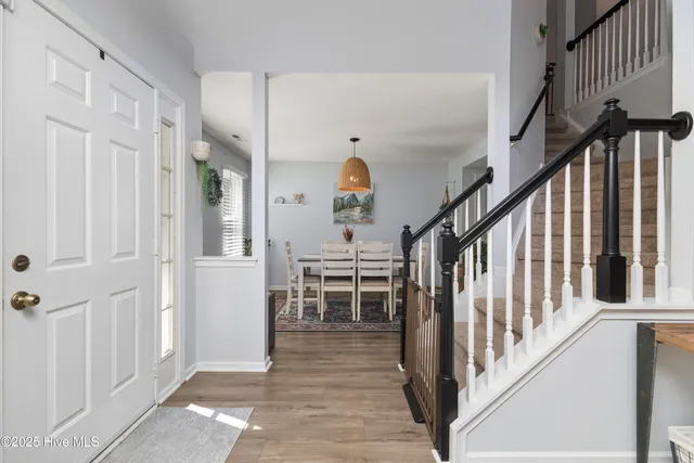 $430,000 | 172 Green View Road, Moyock, NC 27958