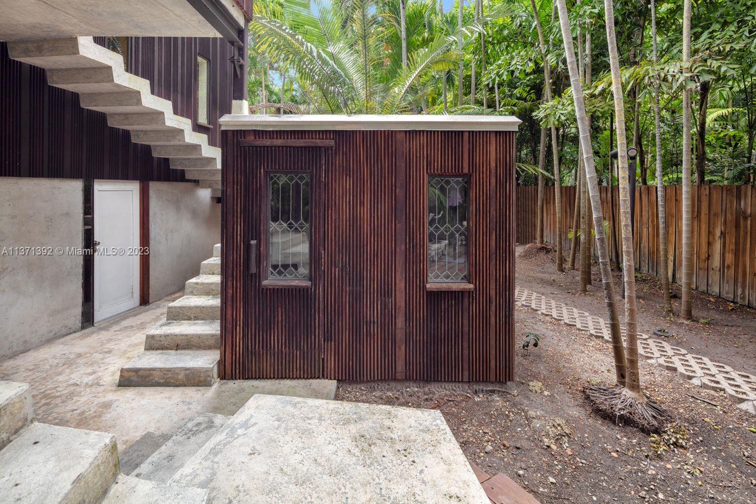 3003 Seminole Street Miami, FL 33133 - Photo 33 of 43