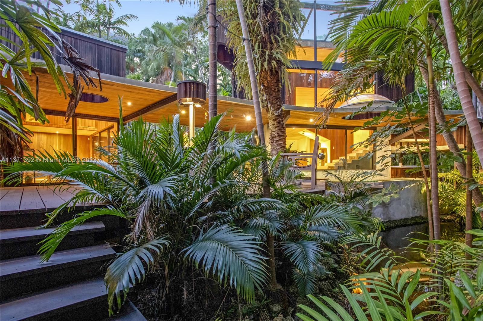 3003 Seminole Street Miami, FL 33133 - Photo 37 of 43