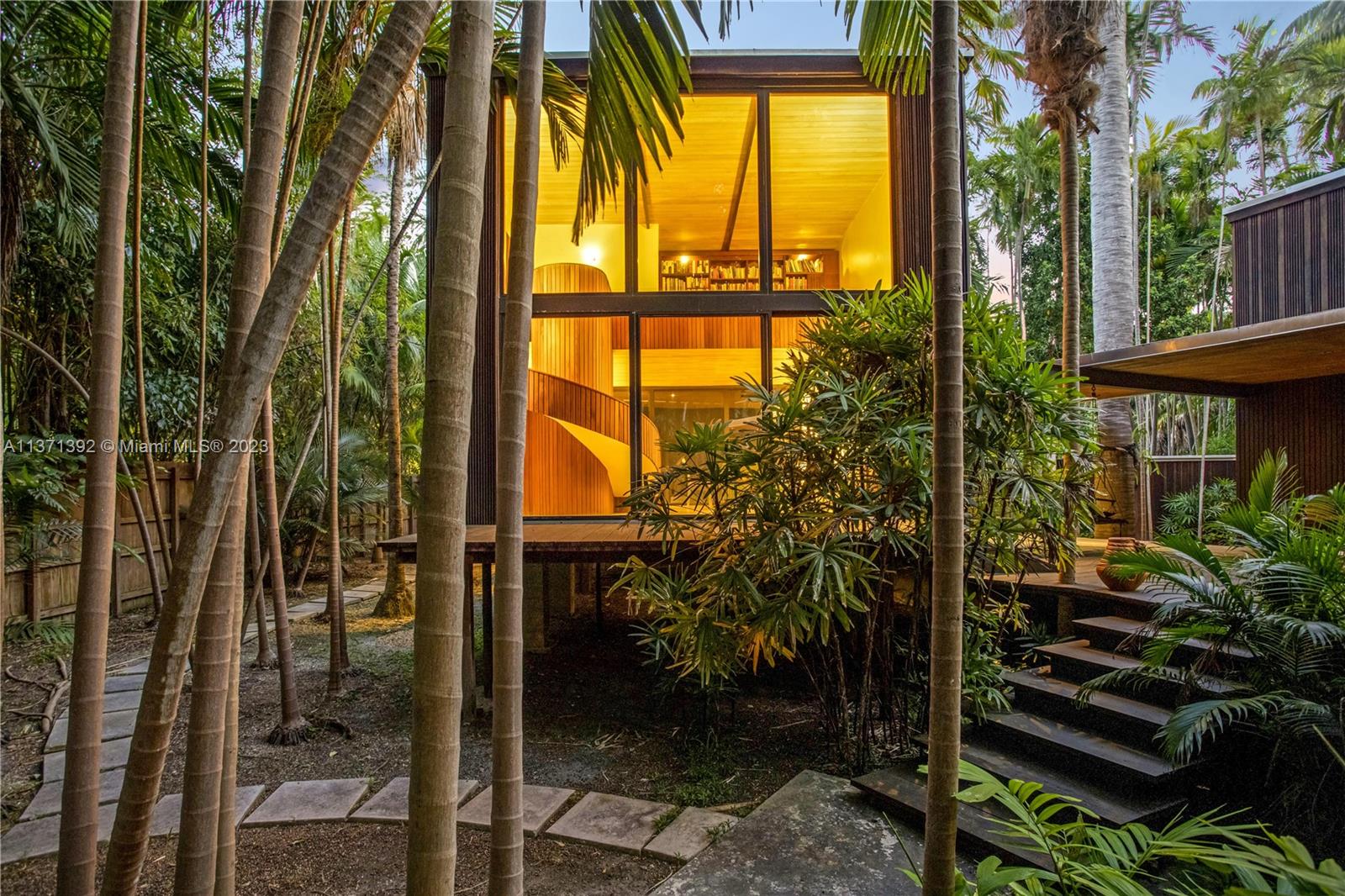 3003 Seminole Street Miami, FL 33133 - Photo 38 of 43